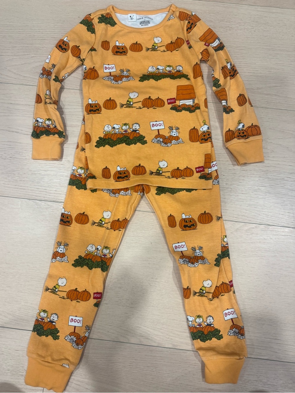 Janie and Jack Peanuts Gang Orange Great Pumpkin Long Sleeve Pajama Set | 4T